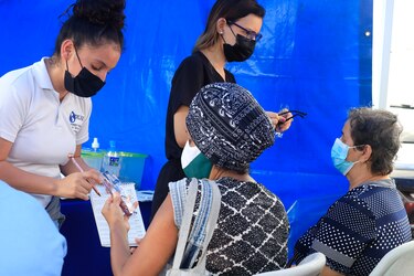 Lanzan campaña de prevención contra el cáncer de mama 