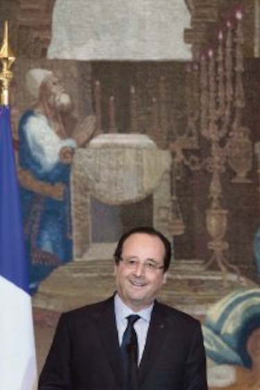 Hollande provoca roce diplomático con Argelia