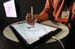 Apple presiona más fuerte con nuevos iPhones y un iPad mayor