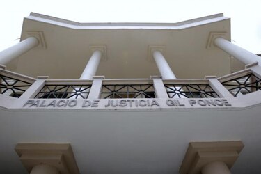 De León y Benavides, ponentes en amparos contra las sesiones extraordinarias