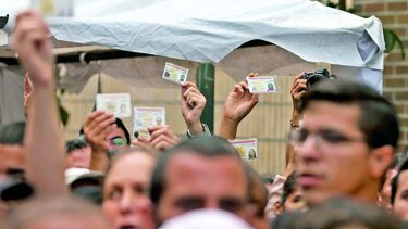 Acaba validación de firmas