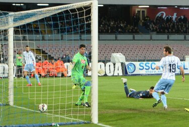 Lazio elimina al Napoli y jugará la final ante Juventus