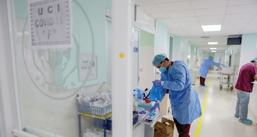 Falta de insumos quirúrgicos afecta a la UCI del Complejo; CSS se reúne para evaluar necesidades