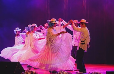 Gala de folclor en Ciudad del Saber