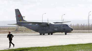 Turquía recupera el cuerpo del piloto del avión ruso que fue derribado