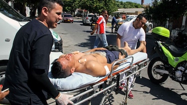Cinco heridos deja nuevo ataque contra policía en Colombia