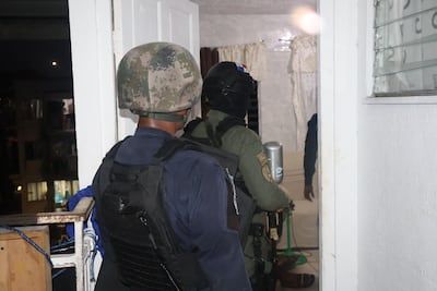Capturan a dos por el robo a extranjeros en Avenida Balboa