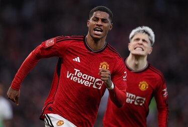 El United entierra el póker del Liverpool