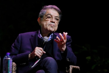El escritor nicaragüense Sergio Ramírez acepta recibir la nacionalidad ecuatoriana