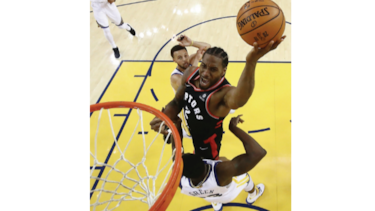 Clippers firman a Leonard y adquieren a Paul George