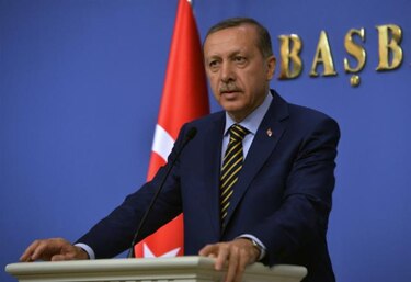 Primer ministro Erdogan se deslinda de escándalo en Turquía
