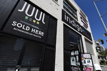 Altria reduce su inversión en empresa de cigarrillos