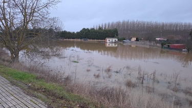 Inundaciones, desalojos y 168 carreteras cortadas en España a causa del fuerte temporal
