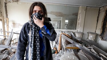 ‘Pese a la amenaza de los misiles, tratamos de seguir con nuestra vida’: cómo afrontan la guerra los jóvenes en Irán