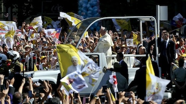 El Papa llega a Temuco en clima de tensión por atentados