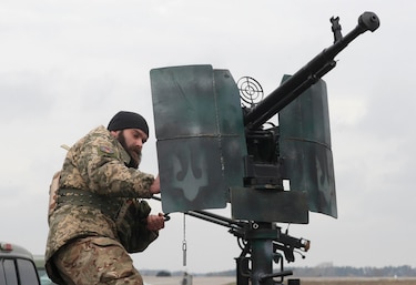 La Unión Europea estudia financiar directamente a Ucrania para que produzca armas en vez de enviarlas