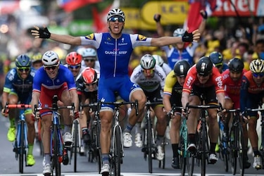 Kittel hace valer su velocidad en el Tour; Geraint Thomas sigue líder