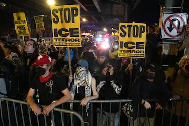Protestan contra ICE en Nueva York en la zona donde un dominicano fue herido de bala