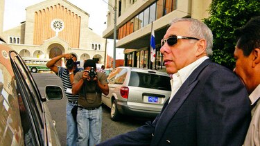 Juez libera cuentas a Salerno por $35 millones