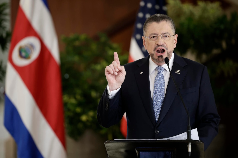 Costa Rica entra en el último mes de campaña con los indecisos como clave para la elección