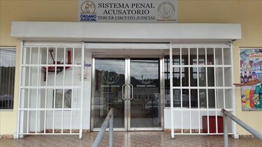 Juez ordena detención de ciudadano acusado de tráfico ilícito de migrantes