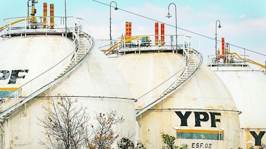 Argentina reclama a la Justicia de Estados Unidos suspensión de la entrega de acciones de YPF