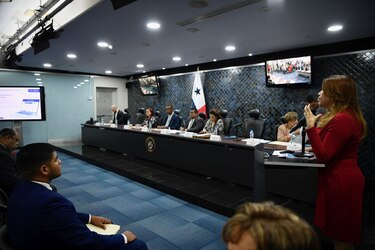 Proyecto que deroga la ley de Transparencia es un retroceso para la democracia panameña: capítulos latinoamericanos de TI