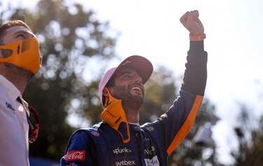Daniel Ricciardo gana GP de Italia de F1 tras abandono de Max Verstappen y Lewis Hamilton