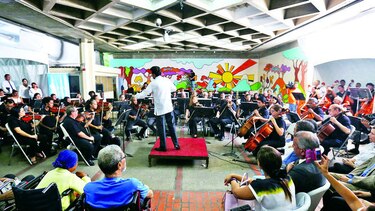 EL IMPACTO DE LA MÚSICA CLÁSICA