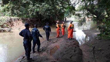Sinaproc reanuda búsqueda de hombre de 70 años arrastrado por el río en Colón