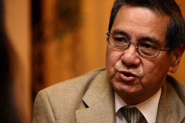 Incertidumbre por situación de Chen Barría como profesor de la Universidad de Panamá