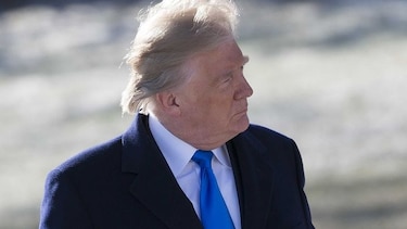 Trump se elogia y se califica como un ‘genio muy estable’