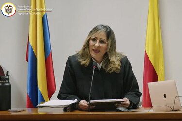 Magistrados colombianos piden protección para la jueza del caso del expresidente Uribe