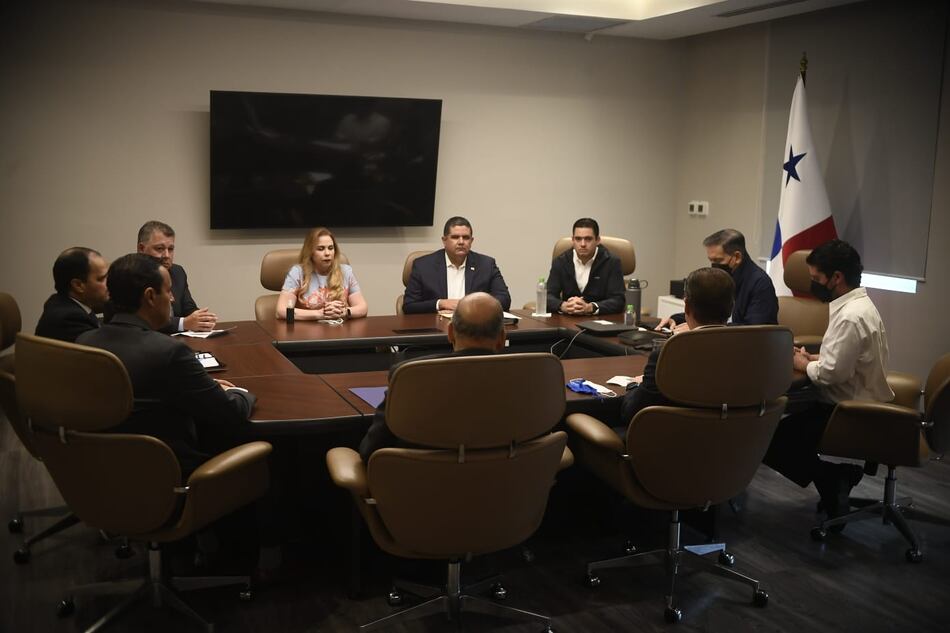 ‘Resultados de la mesa pueden afectar actividad productiva’: Conep; Cortizo pide incluir al sector privado