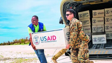 Devastación retrasa ayuda a Haití