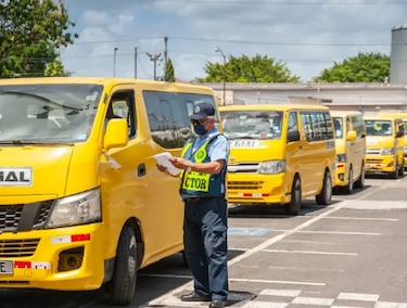 Avanza revisión del Decreto 316 que regula el transporte escolar en Panamá