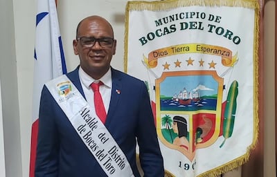 ‘Me tienen cansado’: ANTAI investiga al alcalde de Bocas del Toro tras altercado con ciudadano en sesión municipal