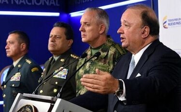 'En Colombia no hay paramilitarismo', asegura ministro de Defensa