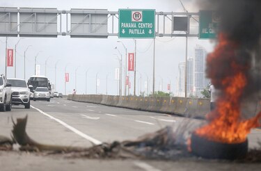 Incertidumbre, caos, huelga, protesta, y un acuerdo roto