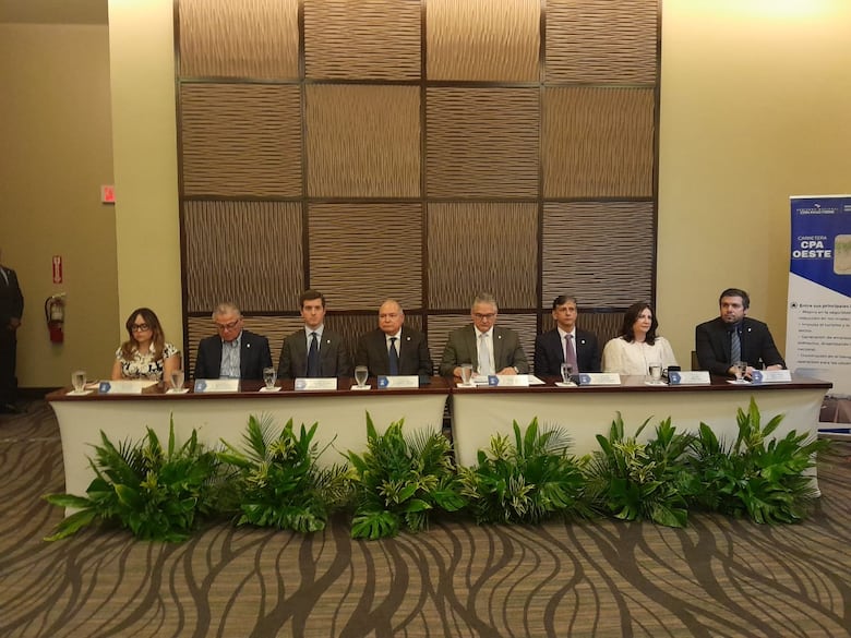 Tres consorcios en carrera por millonario proyecto de construcción de la carretera Panamericana Oeste