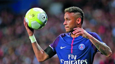 Neymar vuelve a la convocatoria del PSG y podría jugar hoy