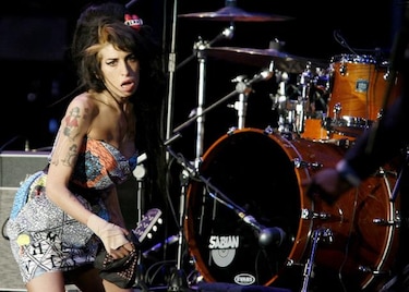 Reino Unido llora la muerte de Amy Winehouse
