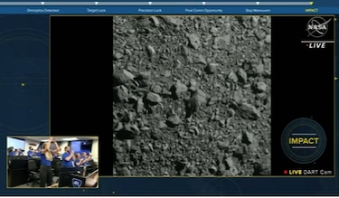 Una nave de la NASA choca contra un asteroide para desviar su trayectoria