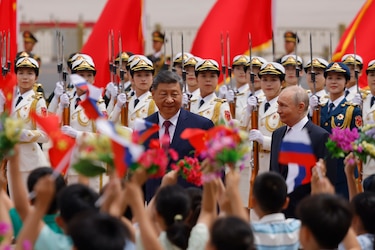 Xi y Putin extienden el Tratado Bilateral de Buena Vecindad entre sus países