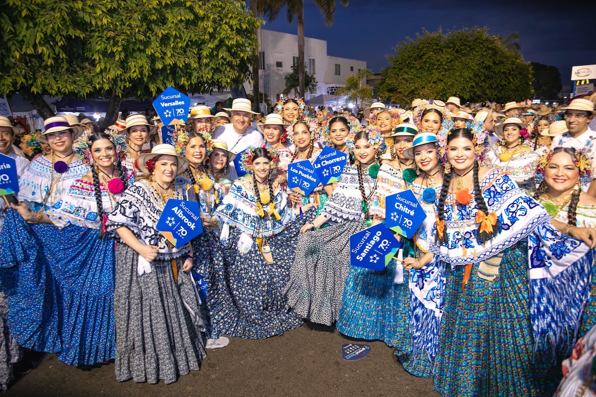 Con más de 400 participantes, delegación de Banco General se luce en el Desfile de las Mil Polleras