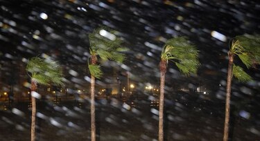 El huracán Harvey ingresa a Texas con vientos intensos y lluvias torrenciales