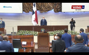 En primera sesión dirigida por Crispiano Adames, pleno de la Asamblea retoma proyecto sobre cigarrillos electrónicos