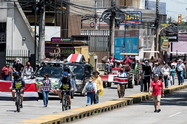 Defensora de los Habitantes pide a la Caja Costarricense de Seguro Social no detener la vacunación por el feriado