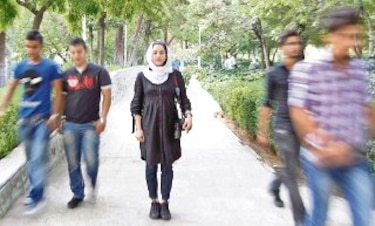 Fotógrafa iraní renuncia a premio