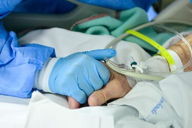 Forenses panameños ya han atendido tres muertes en residencias a causa del coronavirus